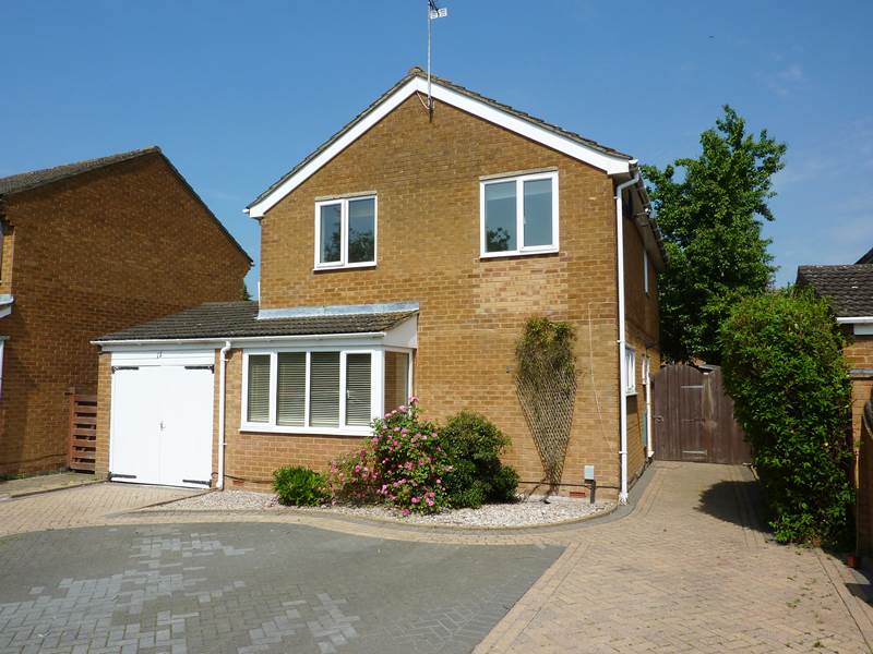 Residential Property Details, TWYFORD, Berkshire Hunt & Nash Estate