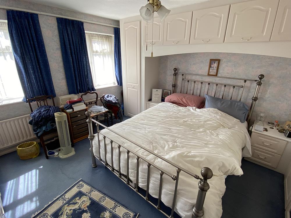 Bed 1