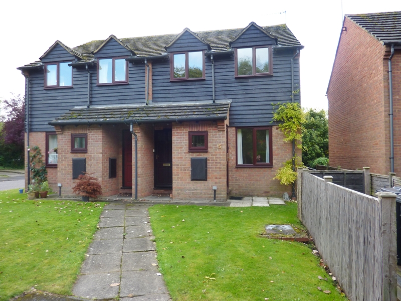 Lettings Property Details, Frank Lunnon Close, Bourne End, Hunt & Nash