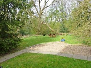  Additional Garden