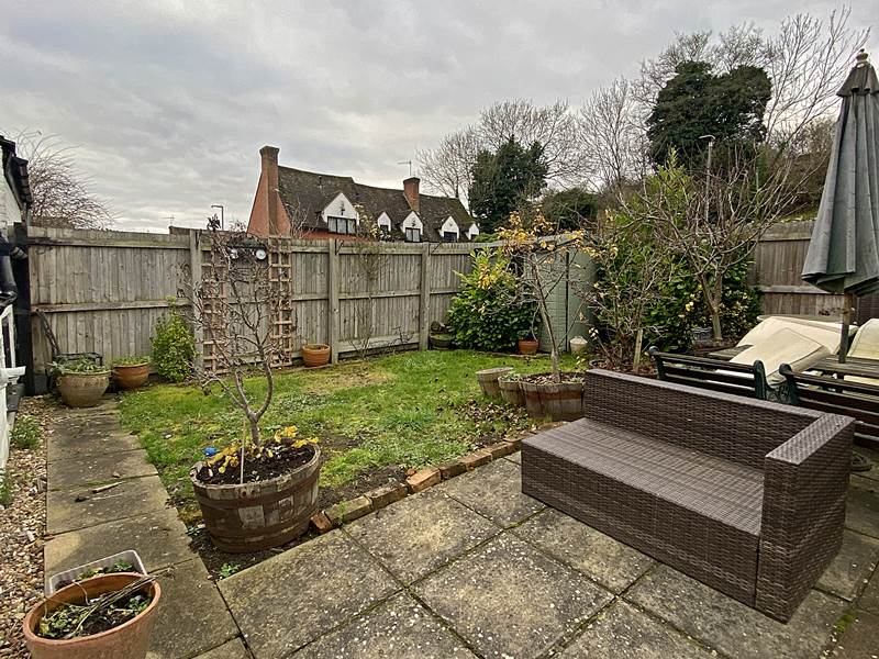 Residential Property Details, WOOBURN GREEN, Bucks Hunt & Nash Estate