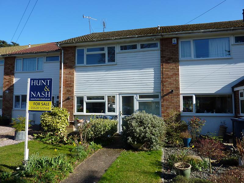 Residential Property Details, WOOBURN GREEN, Bucks Hunt & Nash Estate