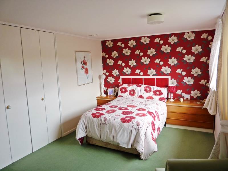 Bed 1