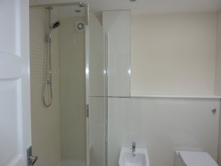 en suite shower room