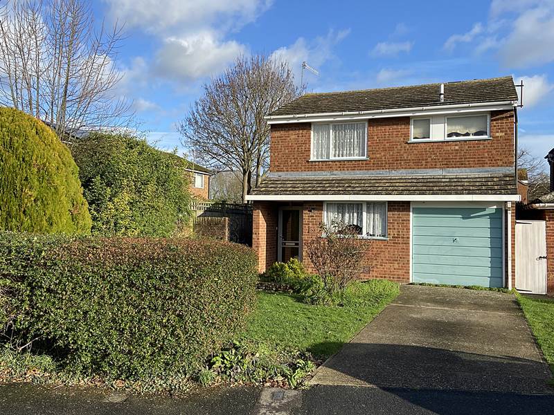 Residential Property Details, BOURNE END, Bucks Hunt & Nash Estate