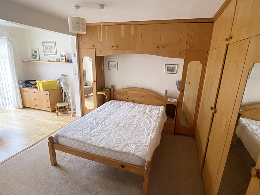 Bed 1