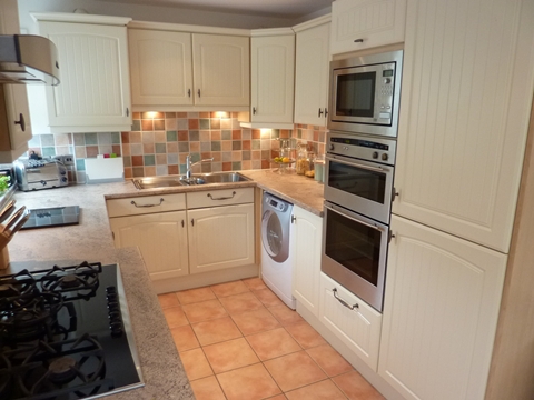 Kitchen 2