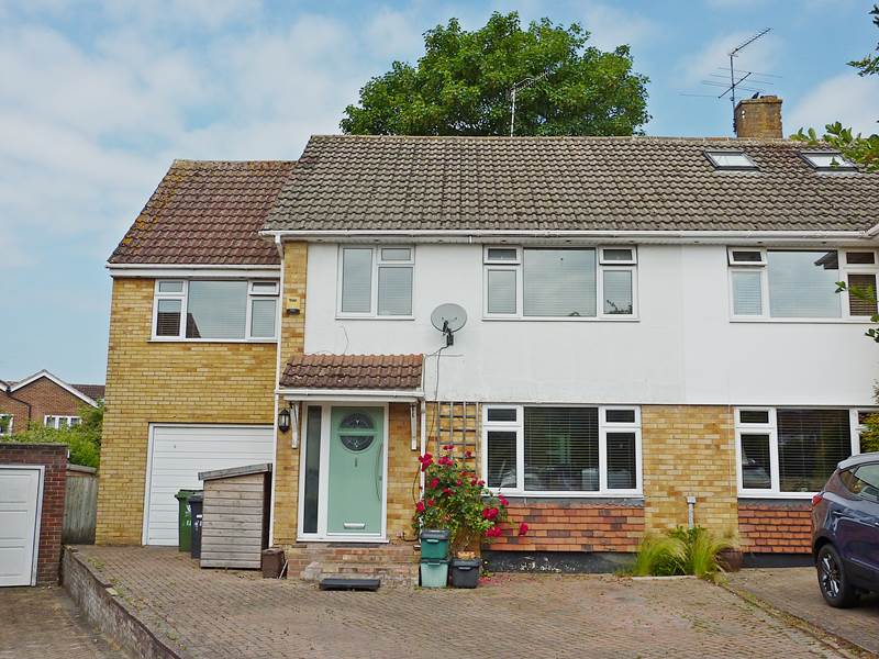 Residential Property Details, BOURNE END, Bucks Hunt & Nash Estate