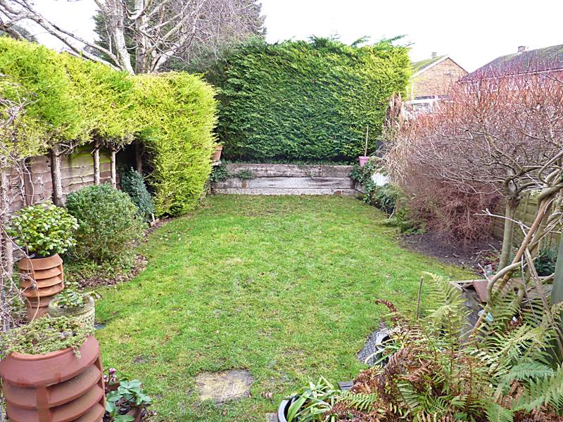 Residential Property Details, WOOBURN GREEN, Bucks Hunt & Nash Estate