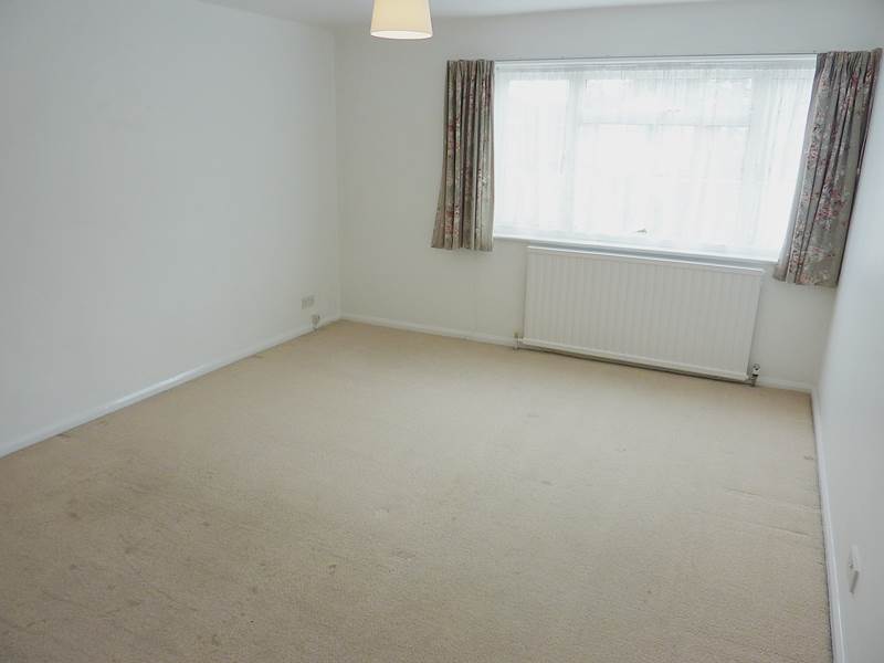 Lettings Property Details, Wooburn Manor Park, Wooburn Green, Hunt & Nash Estate Agents Slough