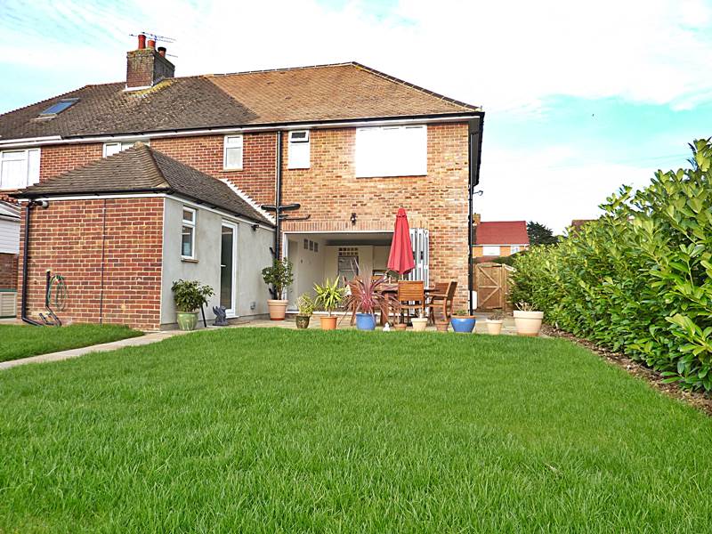 Residential Property Details, BOURNE END, Bucks Hunt & Nash Estate